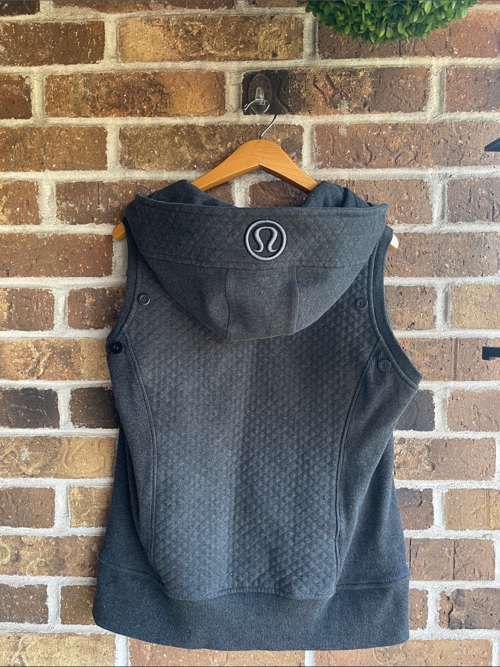 Lululemon Athletica Quilted Scuba Special Edition vest - Picture 4 of 8